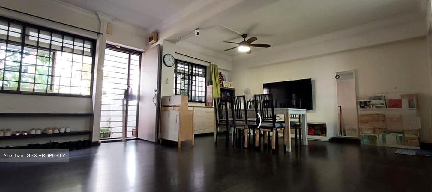 Blk 555 Choa Chu Kang North 6 (Choa Chu Kang), HDB Executive #505421931